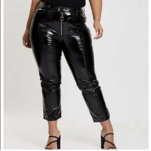 Good American Patent Leather Cropped Pants